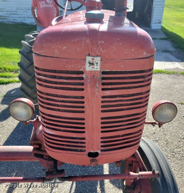 image for item KA9988 1948 International Harvester Farmall Super A tractor
