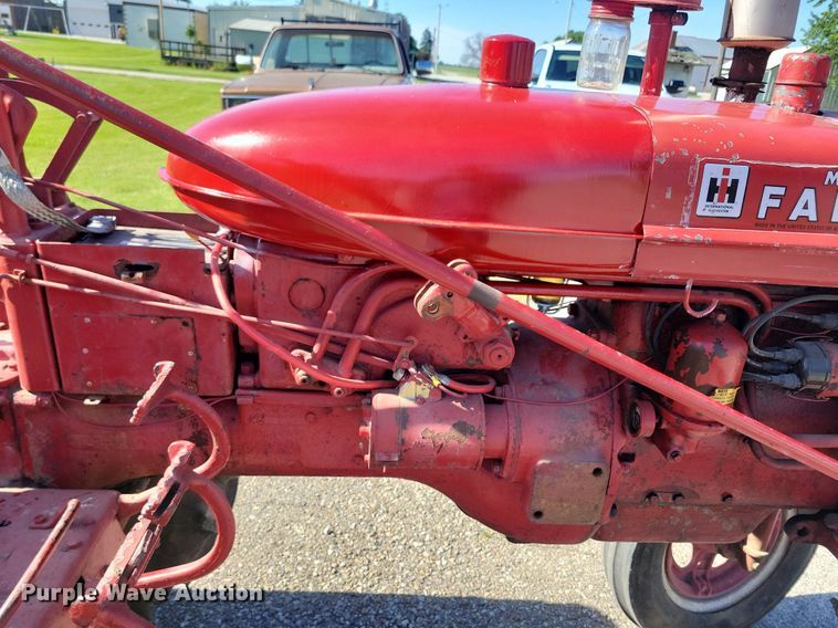 image for item KA9988 1948 International Harvester Farmall Super A tractor