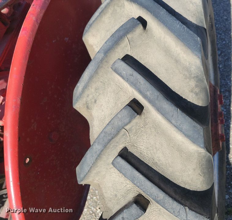 image for item KA9988 1948 International Harvester Farmall Super A tractor