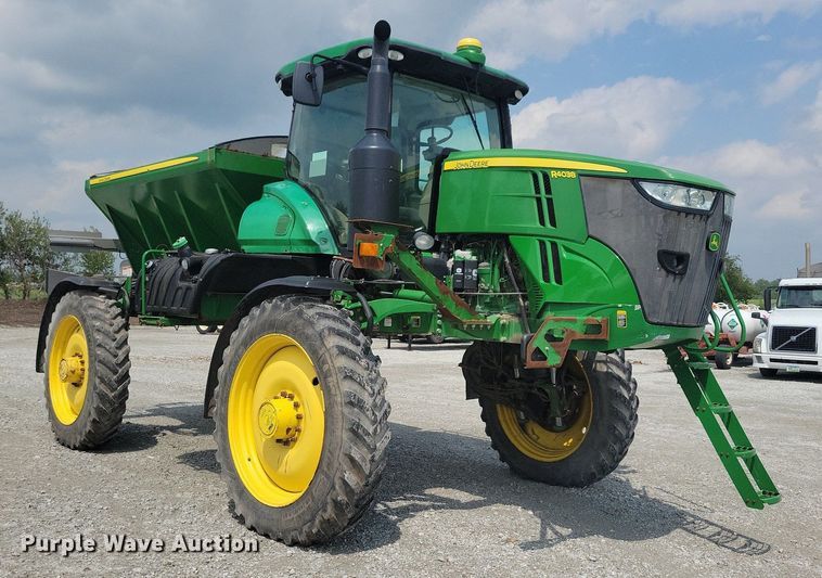 image for item KB9037 2014 John Deere R4038 spreader