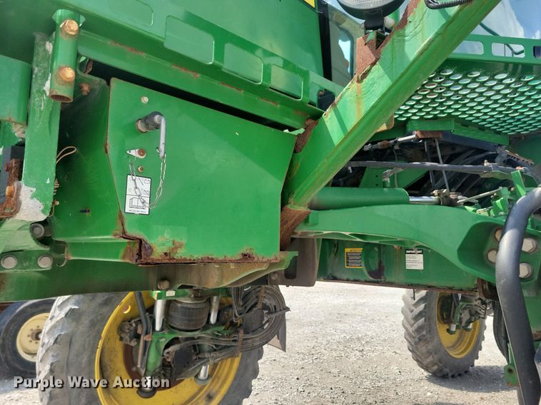 image for item KB9037 2014 John Deere R4038 spreader