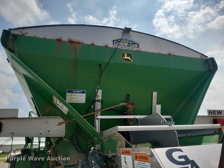 image for item KB9037 2014 John Deere R4038 spreader