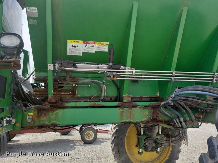image for item KB9037 2014 John Deere R4038 spreader