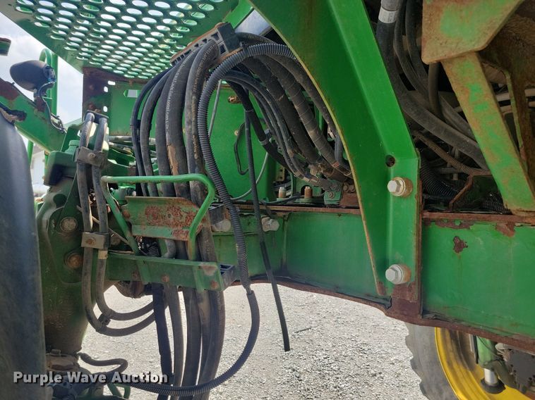 image for item KB9037 2014 John Deere R4038 spreader