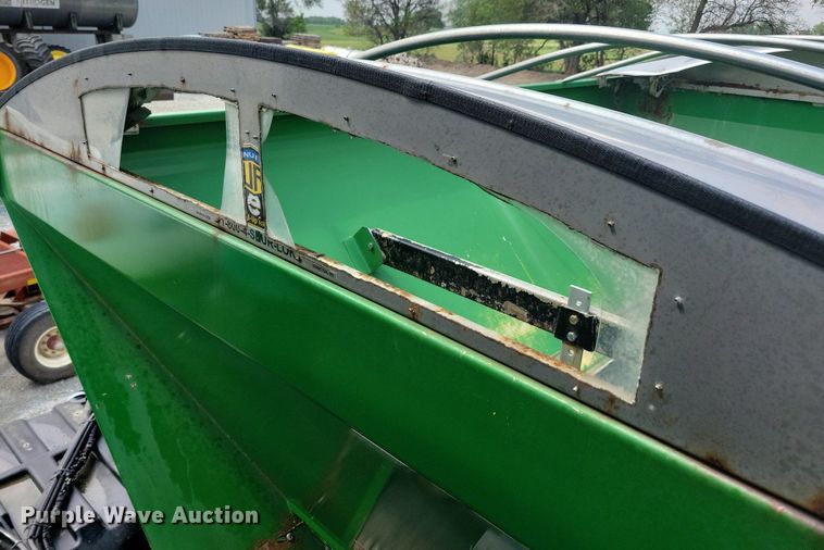 image for item KB9037 2014 John Deere R4038 spreader