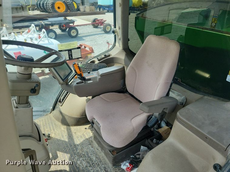 image for item KB9037 2014 John Deere R4038 spreader