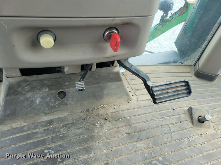 image for item KB9037 2014 John Deere R4038 spreader