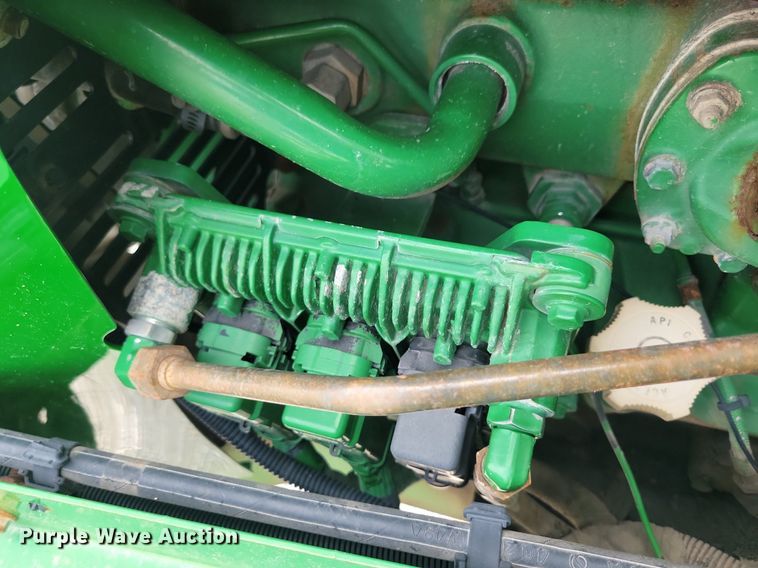 image for item KB9037 2014 John Deere R4038 spreader