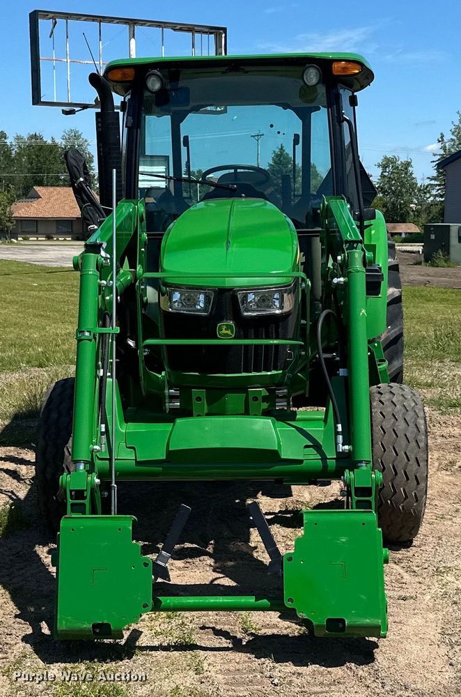 image for item LR9380 2021 John Deere 5075E tractor