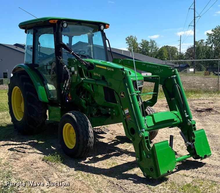 image for item LR9380 2021 John Deere 5075E tractor