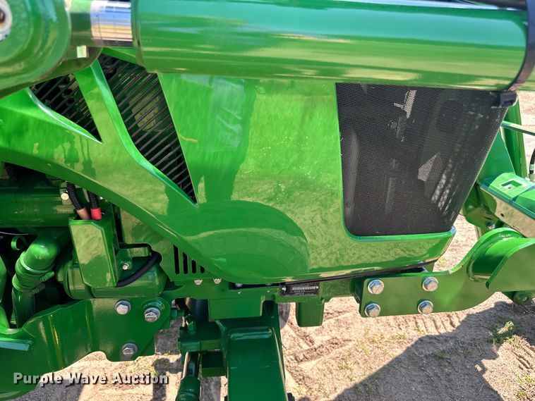 image for item LR9380 2021 John Deere 5075E tractor