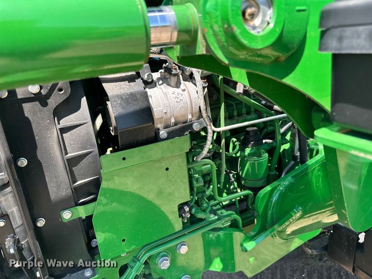 image for item LR9380 2021 John Deere 5075E tractor