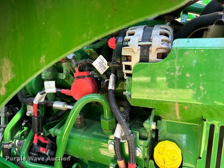 image for item LR9380 2021 John Deere 5075E tractor