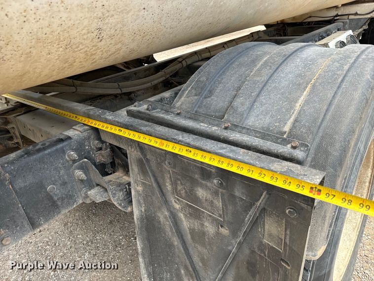 image for item MU9823 2013 Peterbilt 337 feed mixer truck