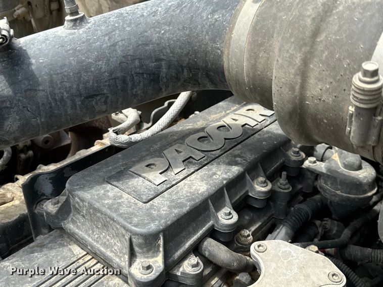 image for item MU9823 2013 Peterbilt 337 feed mixer truck