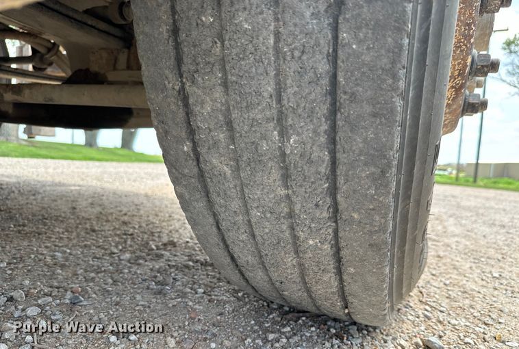 image for item MU9823 2013 Peterbilt 337 feed mixer truck