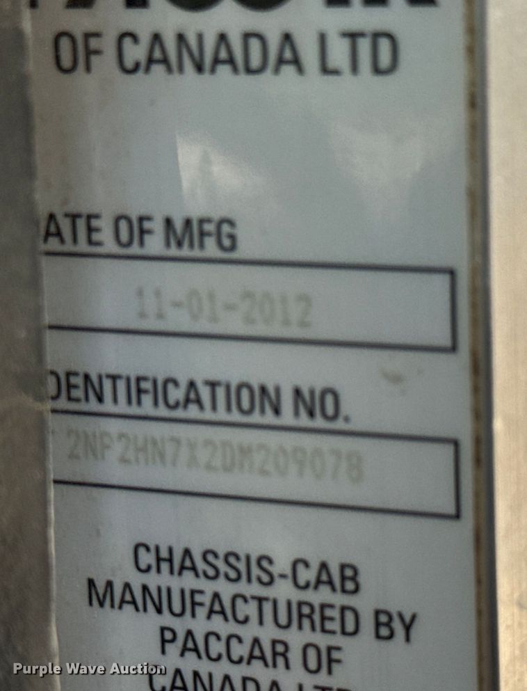 image for item MU9823 2013 Peterbilt 337 feed mixer truck