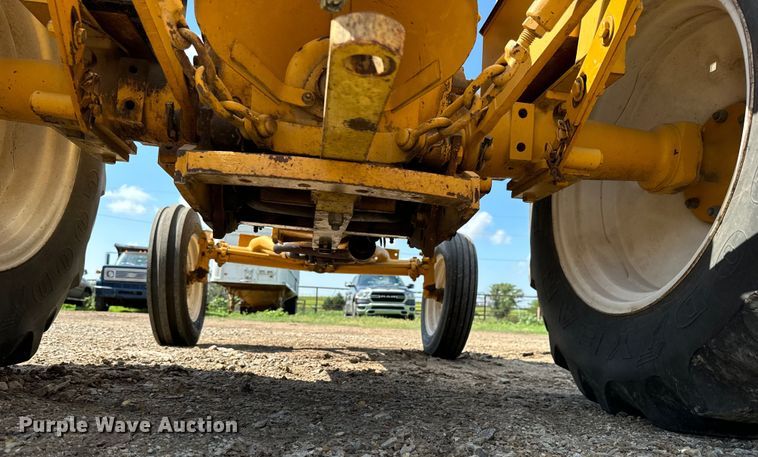 image for item MU9827 International  2444 Industrial  tractor