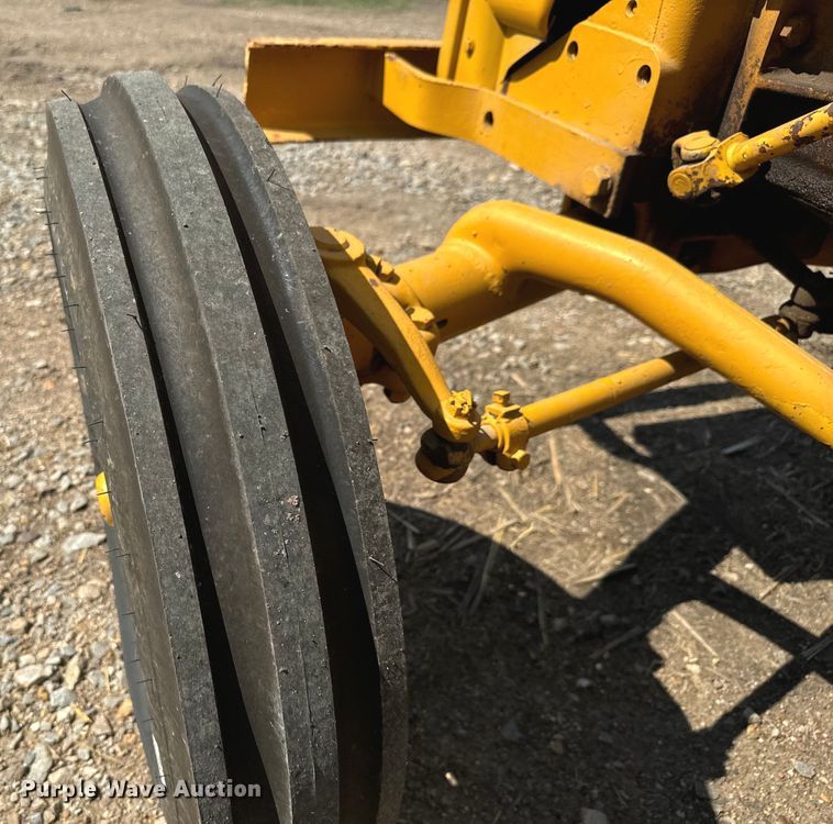 image for item MU9827 International  2444 Industrial  tractor