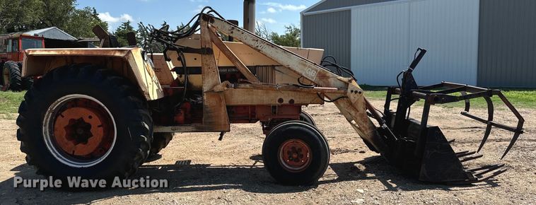 image for item MU9828 1970 Case 970 Agri King tractor