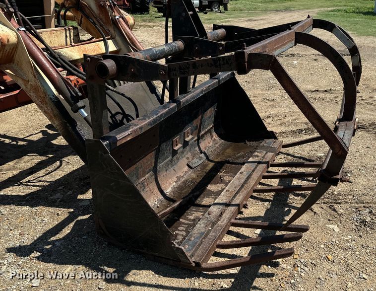 image for item MU9828 1970 Case 970 Agri King tractor