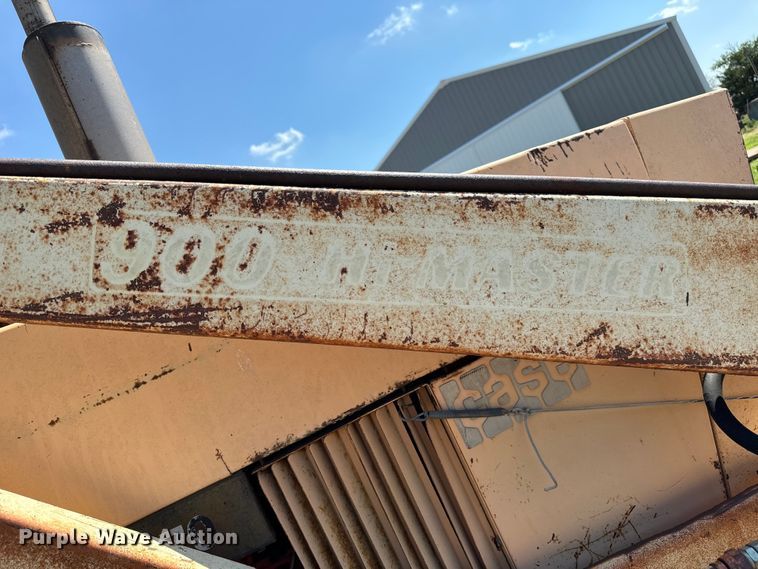 image for item MU9828 1970 Case 970 Agri King tractor