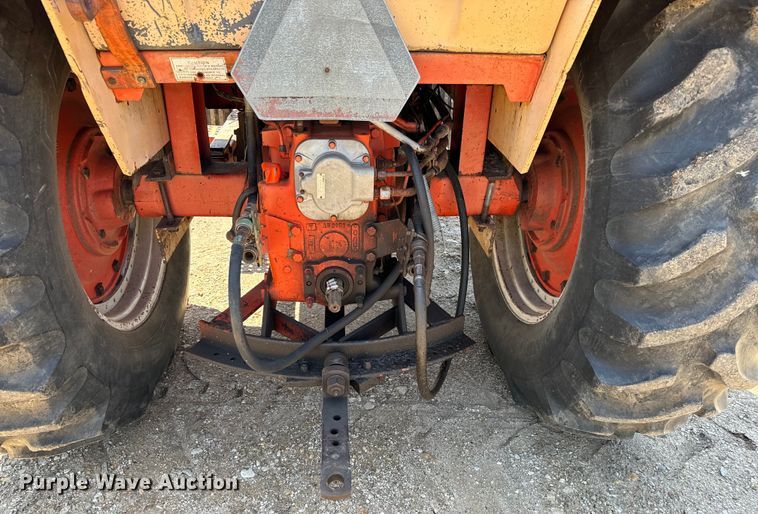 image for item MU9828 1970 Case 970 Agri King tractor