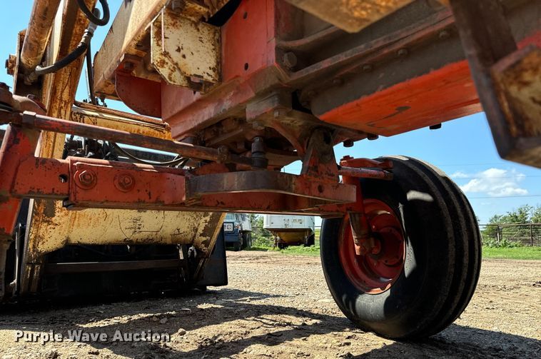 image for item MU9828 1970 Case 970 Agri King tractor