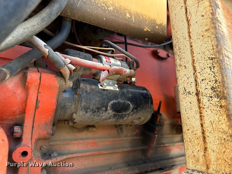 image for item MU9828 1970 Case 970 Agri King tractor