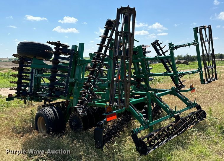 image for item MU9830 2015 Great Plains 1800 Turbo Max vertical tillage