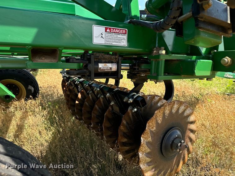 image for item MU9830 2015 Great Plains 1800 Turbo Max vertical tillage