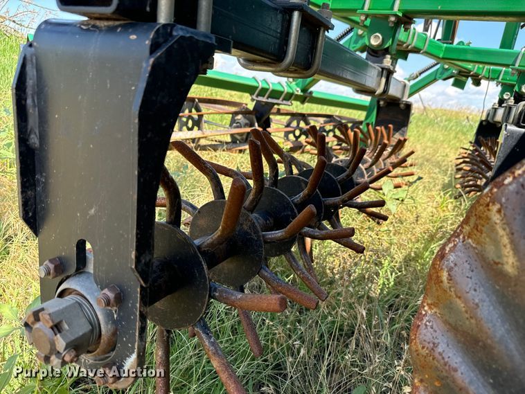 image for item MU9830 2015 Great Plains 1800 Turbo Max vertical tillage