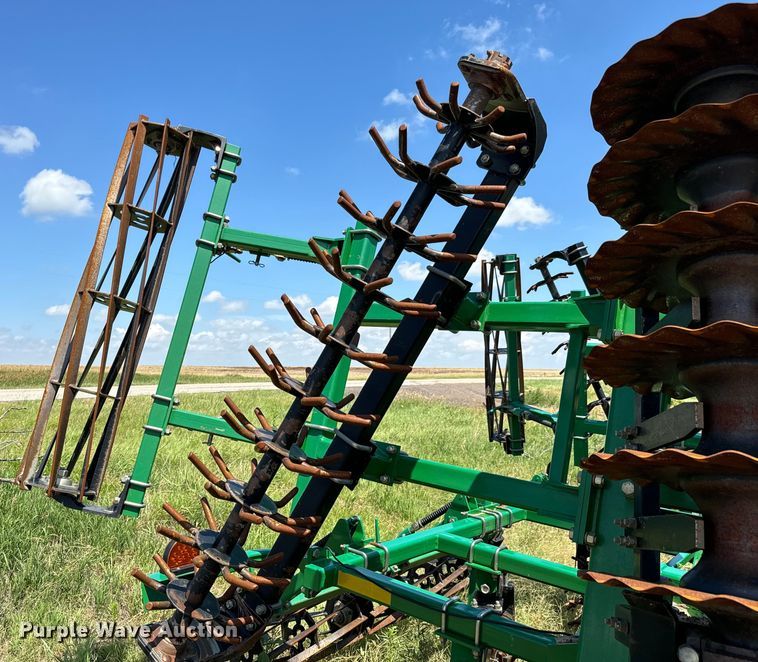 image for item MU9830 2015 Great Plains 1800 Turbo Max vertical tillage