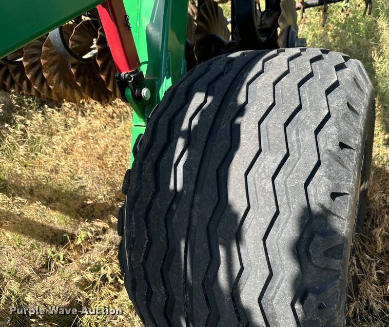 image for item MU9830 2015 Great Plains 1800 Turbo Max vertical tillage