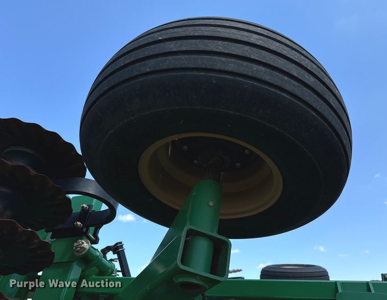 image for item MU9830 2015 Great Plains 1800 Turbo Max vertical tillage