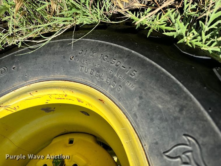 image for item MU9831 2003 John Deere 1590 grain drill