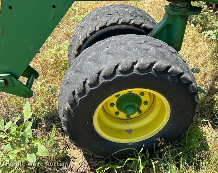 image for item MU9831 2003 John Deere 1590 grain drill