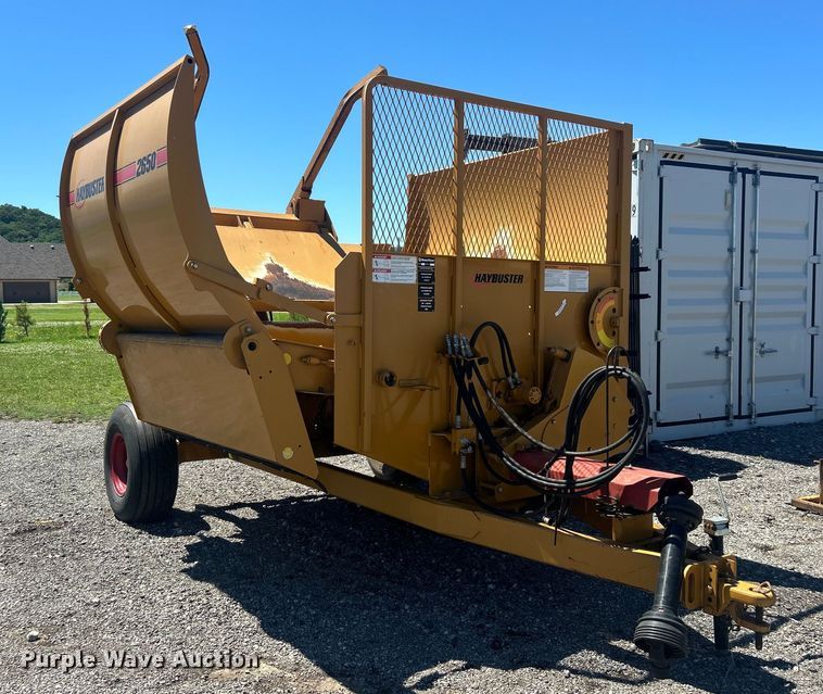 image for item NB9432 Haybuster 2650 bale processor