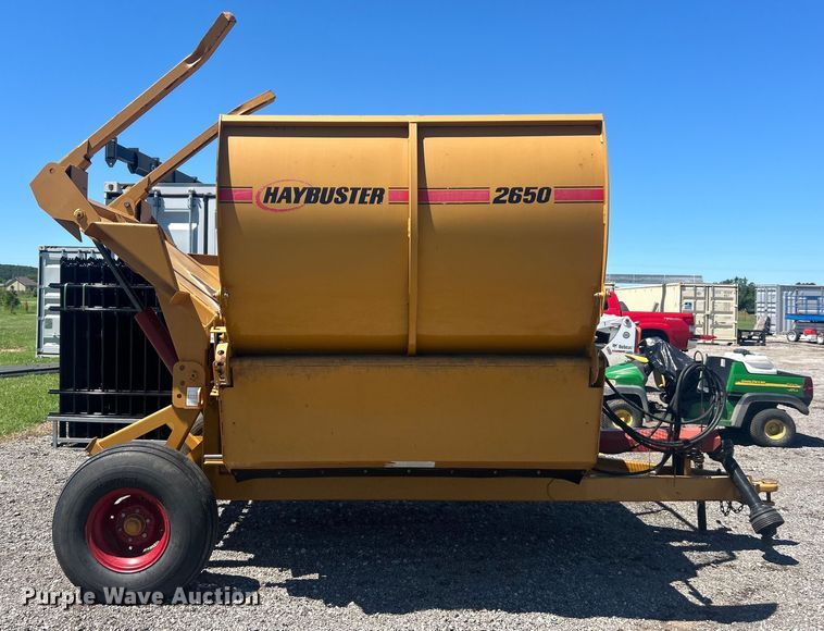 image for item NB9432 Haybuster 2650 bale processor