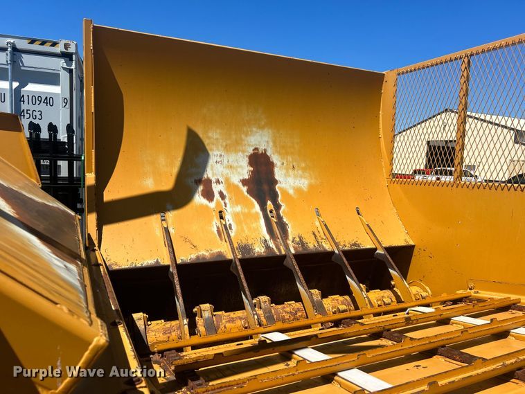 image for item NB9432 Haybuster 2650 bale processor