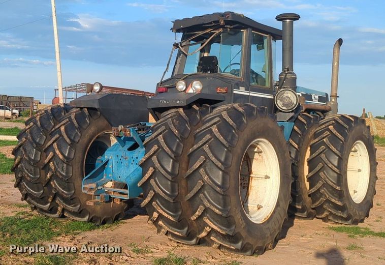 image for item NG9886 1993 Ford Versatile 876 4WD tractor