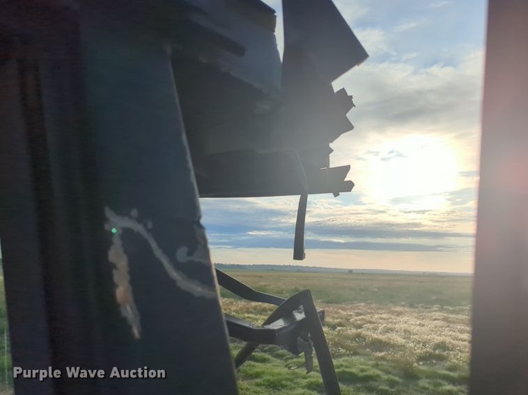 image for item NG9886 1993 Ford Versatile 876 4WD tractor