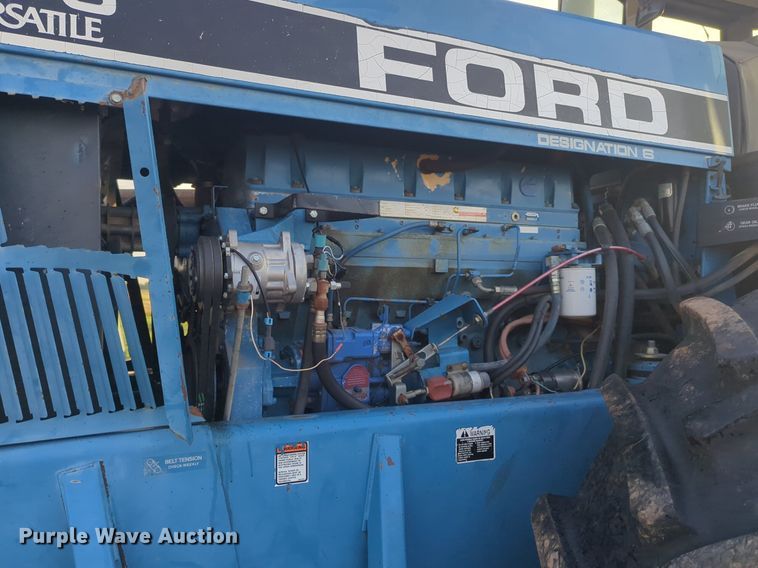 image for item NG9886 1993 Ford Versatile 876 4WD tractor