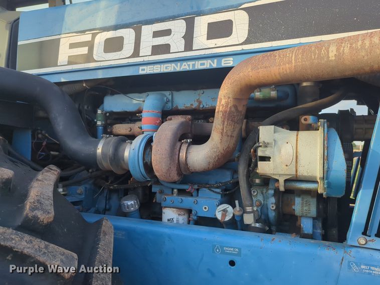 image for item NG9886 1993 Ford Versatile 876 4WD tractor