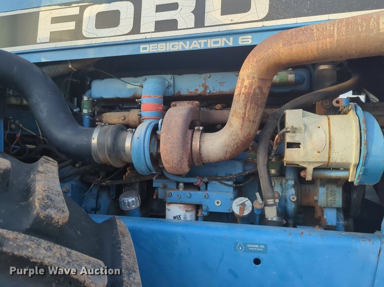 image for item NG9886 1993 Ford Versatile 876 4WD tractor