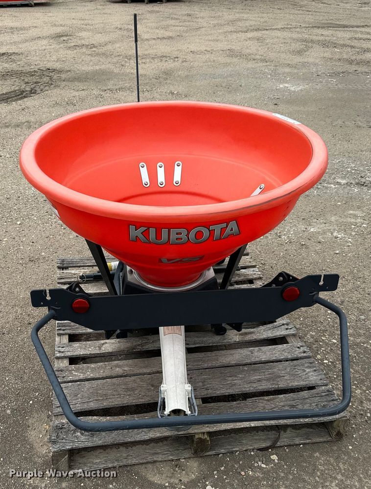 image for item NL9959 2016 Kubota VS220 spreader 
