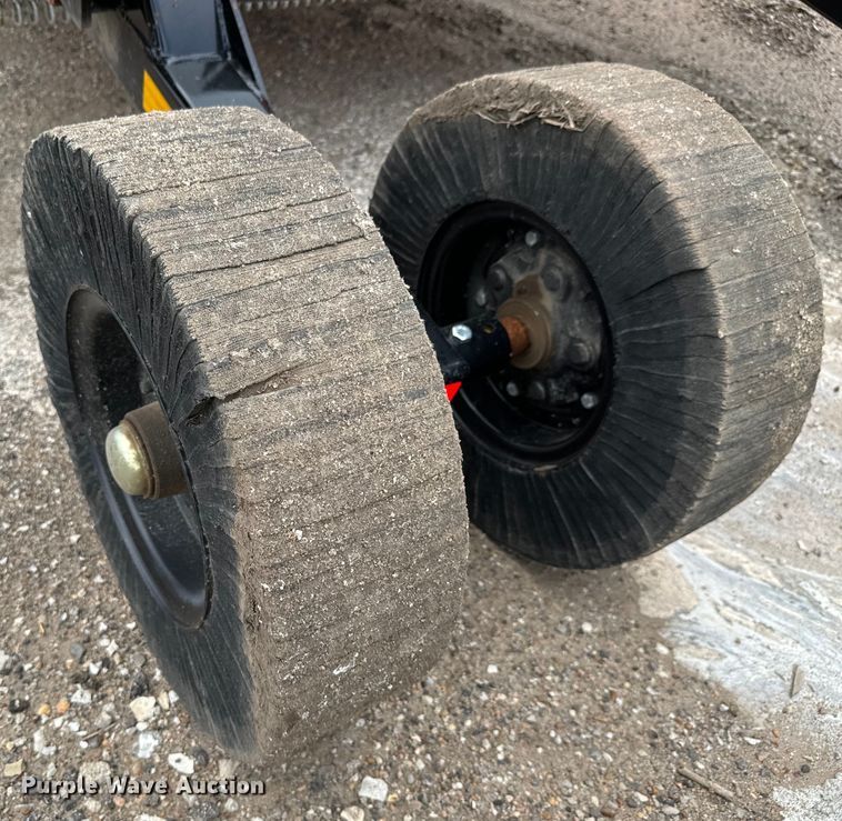 image for item NL9961 Land Pride  RC5020 batwing rotary mower