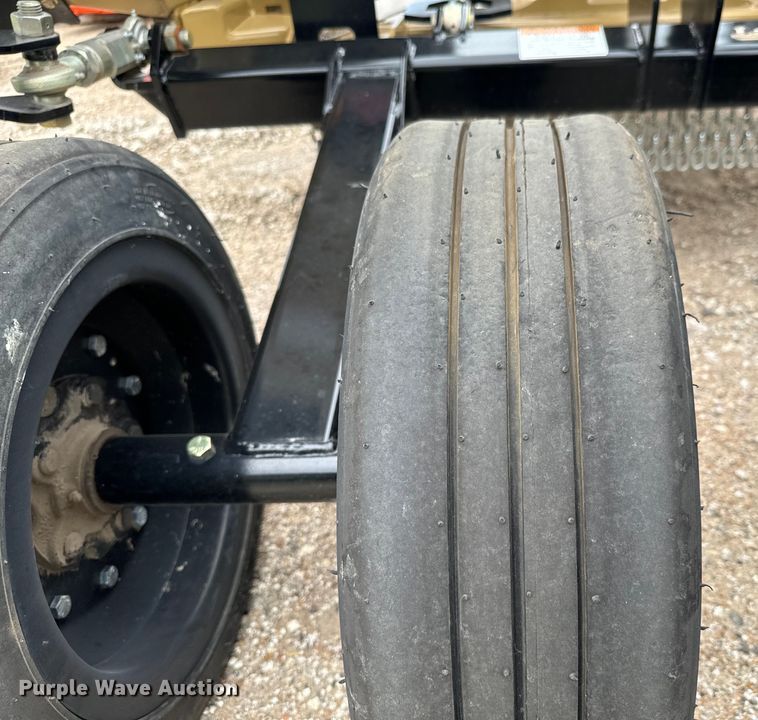 image for item NL9964 Land Pride batwing rotary mower