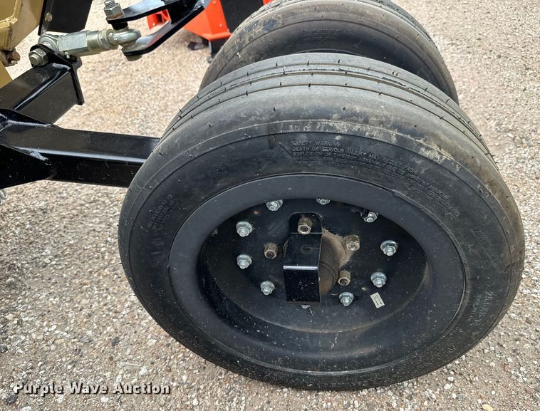 image for item NL9964 Land Pride batwing rotary mower