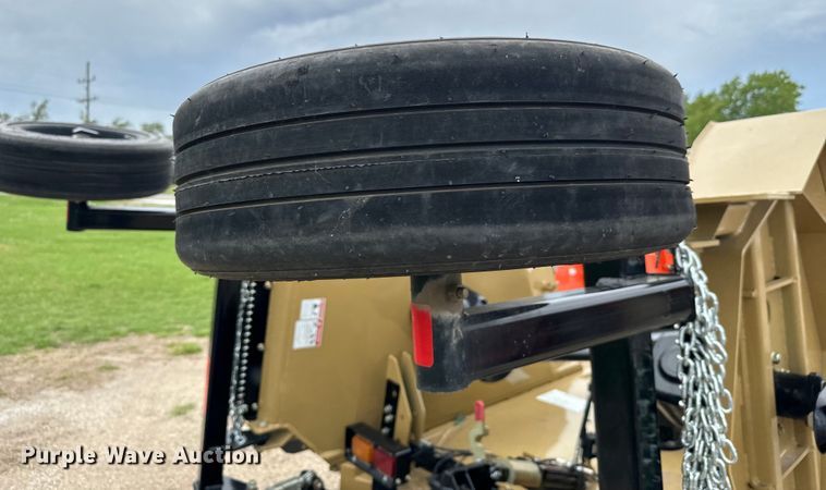 image for item NL9964 Land Pride batwing rotary mower